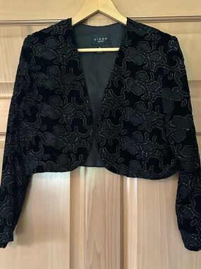 VTG Virgo Petite Black Cropped Bolero Jacket Embroidered Swirl Sz 12 Whimsigoth